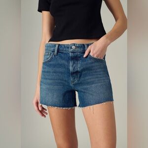 Joes Jeans Relaxed Denim Short size 31